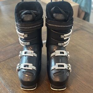 Women's Black Ski Boots